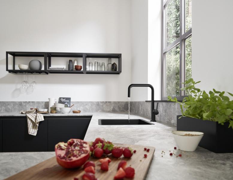 hansgrohe Talis M54 k&oslash;kkenarmatur m/U-tud - Mat sort